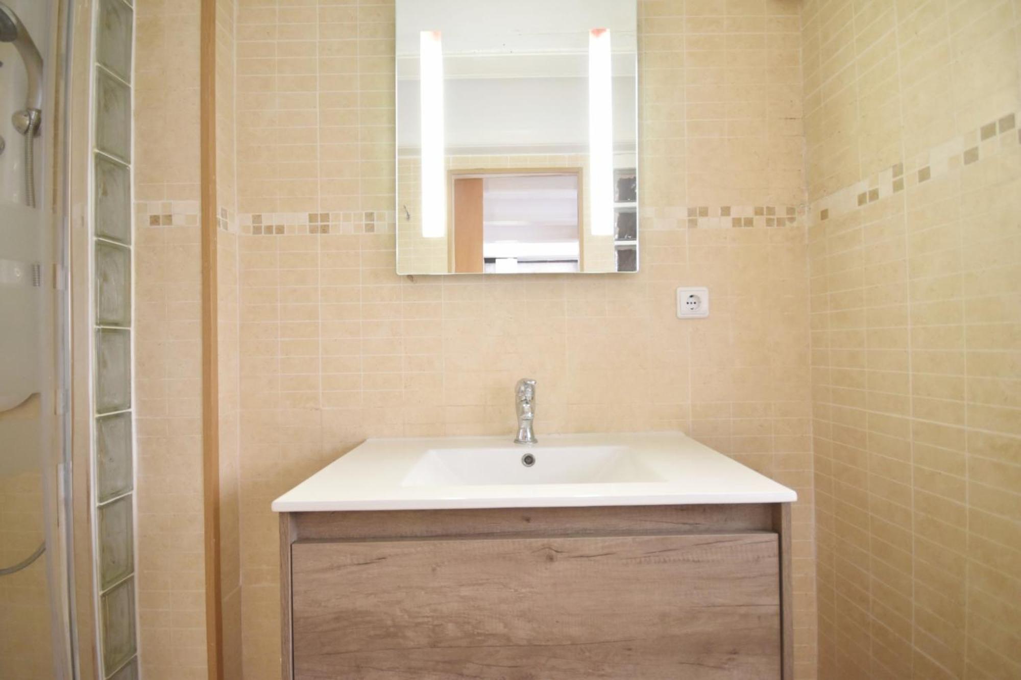 Centrico Apartamento Al Lado De Torres De Quart Valensiya Dış mekan fotoğraf