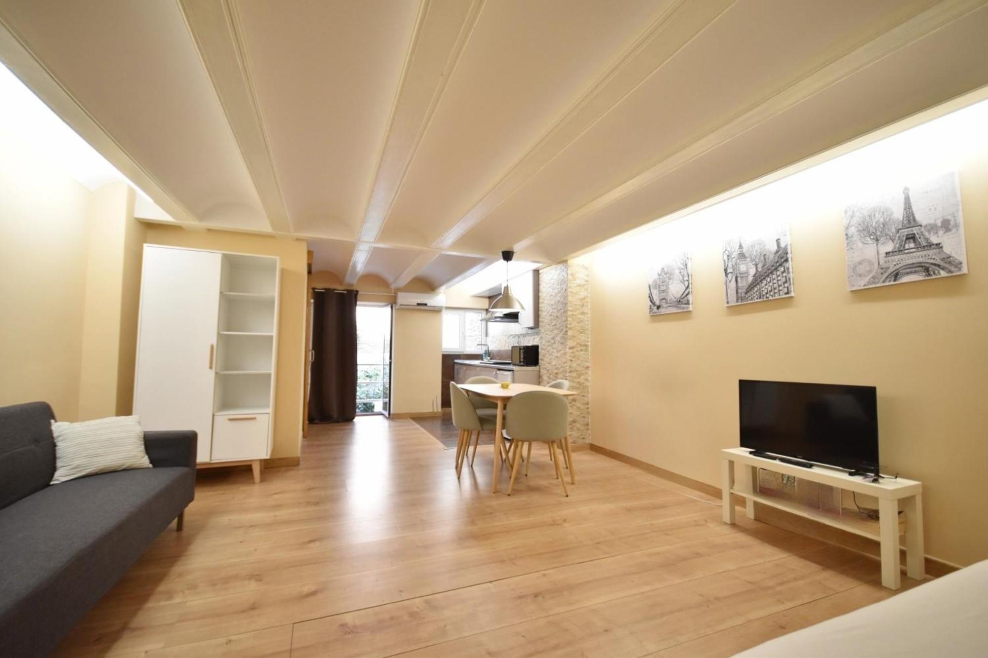 Centrico Apartamento Al Lado De Torres De Quart Valensiya Dış mekan fotoğraf